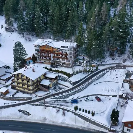 Otel Olympia Pettneu am Arlberg